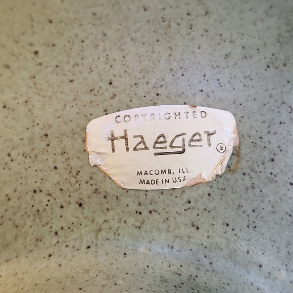 Vtg Haeger USA Pottery 101 Green Speckled Footed Bowl Planter - Picture 8 of 13